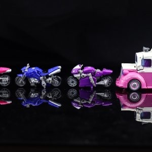 Transformers News: New Images of Transformers Studio Series 52 Arcee, Elita 1, Chromia Three Pack