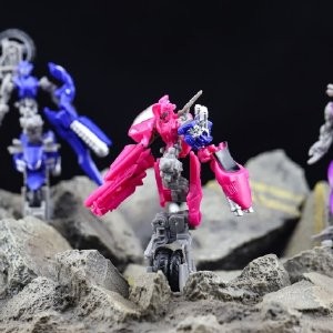 Transformers News: New Images of Transformers Studio Series 52 Arcee, Elita 1, Chromia Three Pack