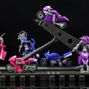 Transformers News: New Images of Transformers Studio Series 52 Arcee, Elita 1, Chromia Three Pack