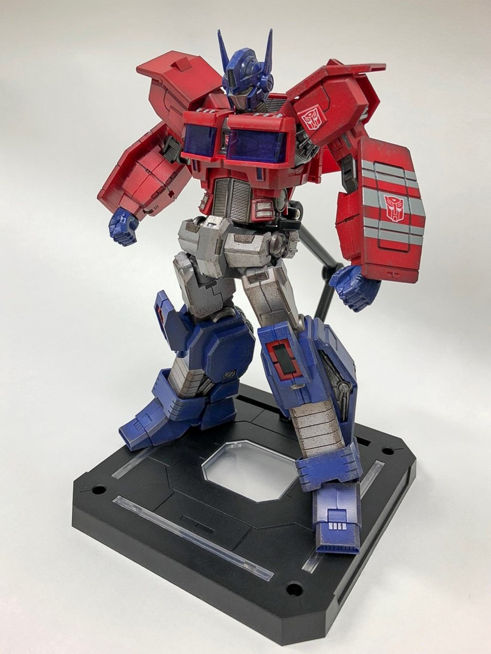 Transformers News: Flame Toys News - Skywarp and Drift Box Art Revealed, In-Hand Images of IDW Optimus Prime Assembled Transformers News: Flame Toys News - Skywarp and Drift Box Art Revealed, In-Hand Images of IDW Optimus Prime Assembled