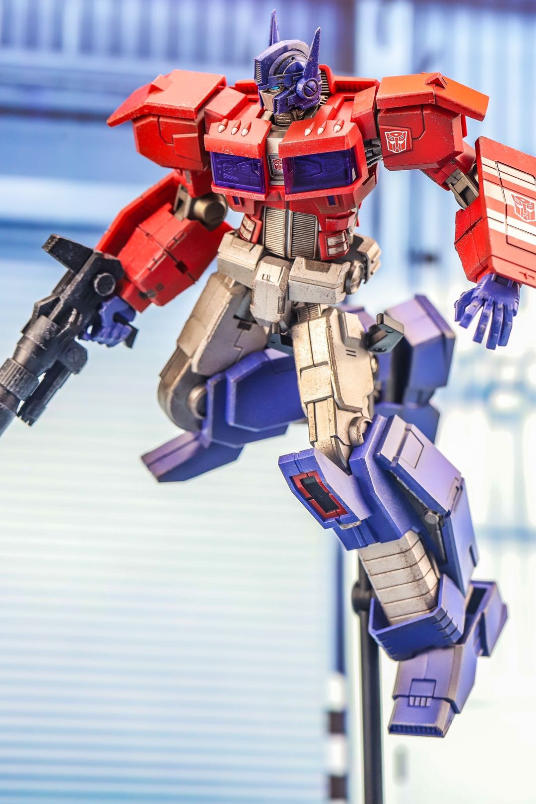 Transformers News: Flame Toys News - Skywarp and Drift Box Art Revealed, In-Hand Images of IDW Optimus Prime Assembled Transformers News: Flame Toys News - Skywarp and Drift Box Art Revealed, In-Hand Images of IDW Optimus Prime Assembled