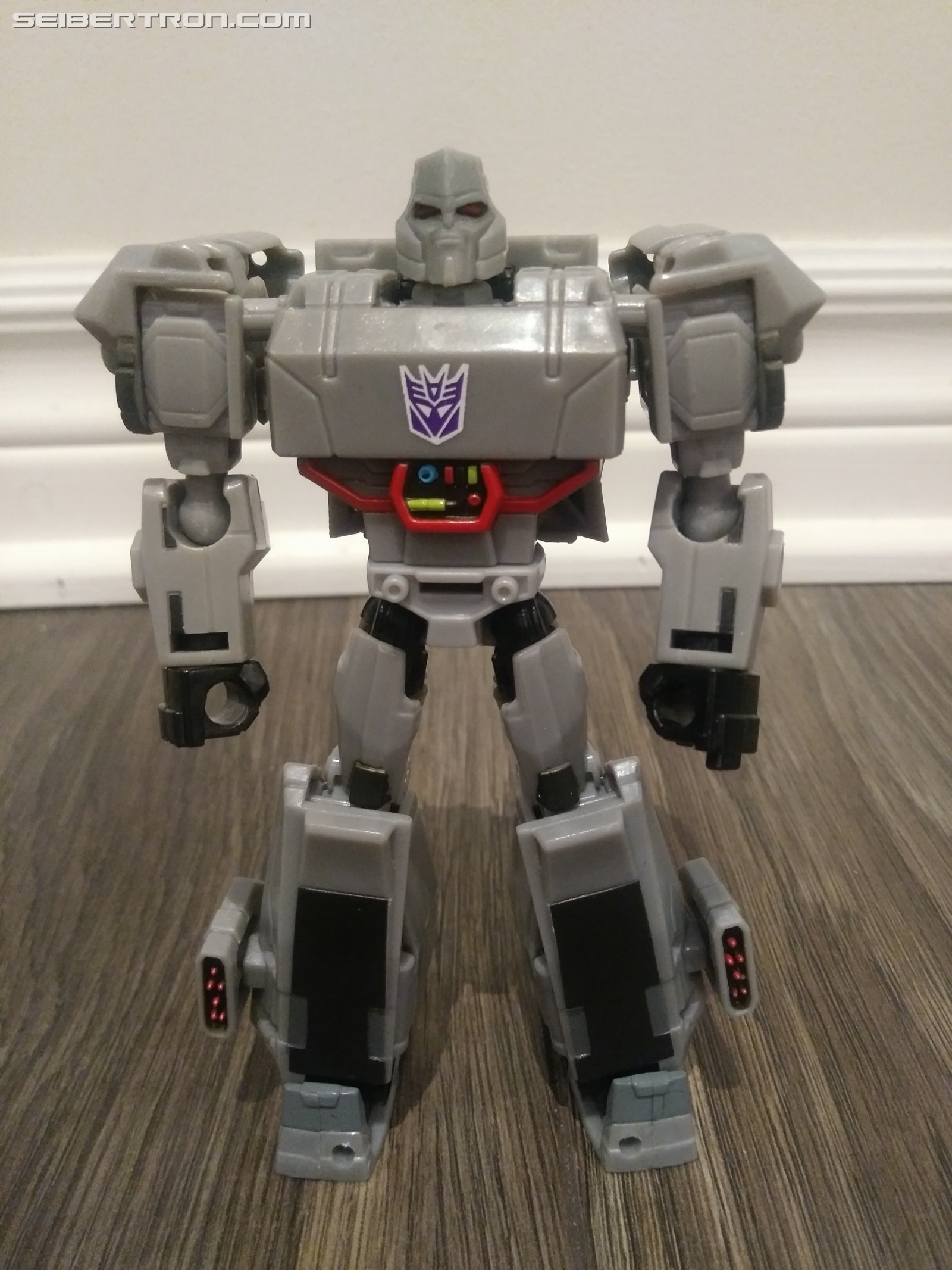 Transformers News: Pictorial Review of Deluxe Megatron from Transformers Cyberverse Transformers News: Pictorial Review of Deluxe Megatron from Transformers Cyberverse
