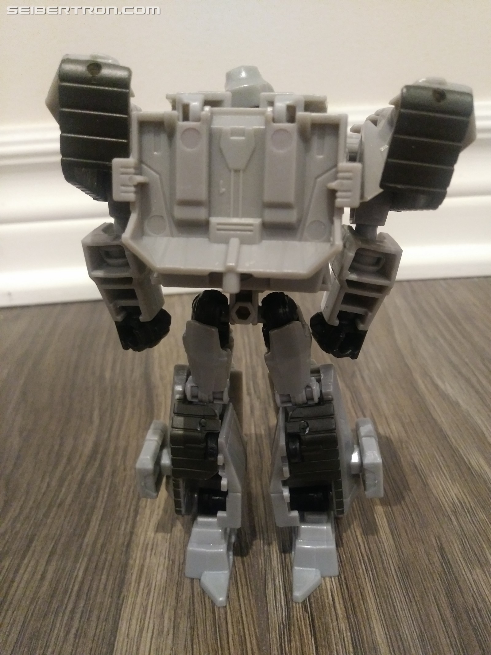 Transformers News: Pictorial Review of Deluxe Megatron from Transformers Cyberverse Transformers News: Pictorial Review of Deluxe Megatron from Transformers Cyberverse