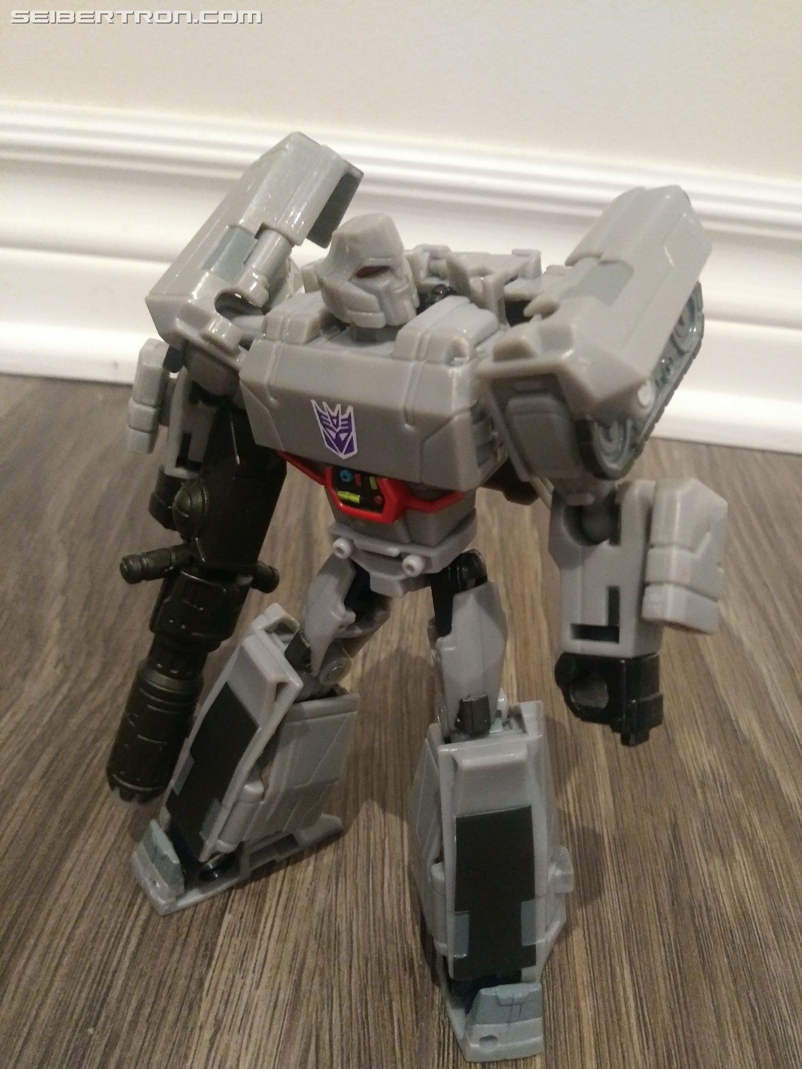 Transformers News: Pictorial Review of Deluxe Megatron from Transformers Cyberverse Transformers News: Pictorial Review of Deluxe Megatron from Transformers Cyberverse