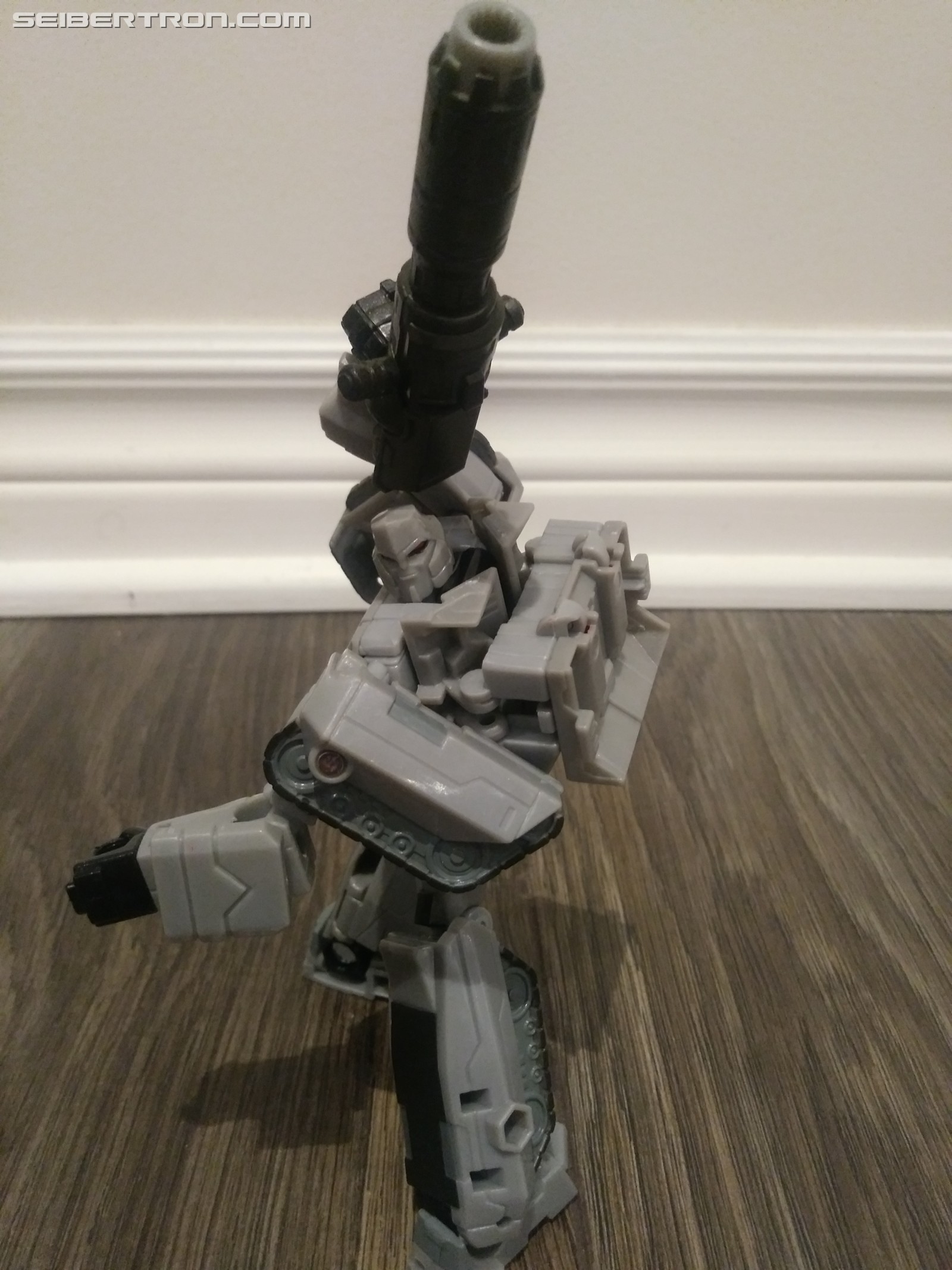 Transformers News: Pictorial Review of Deluxe Megatron from Transformers Cyberverse Transformers News: Pictorial Review of Deluxe Megatron from Transformers Cyberverse
