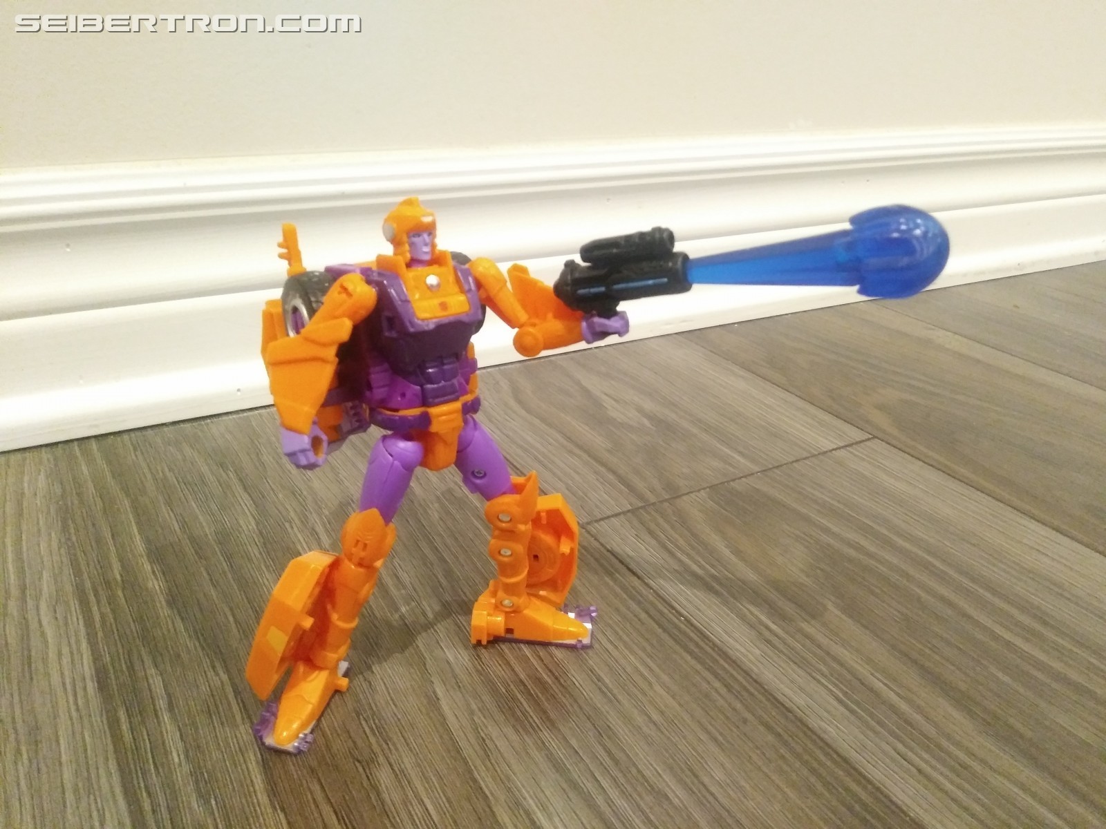 Transformers News: Pictorial Review for Deluxe Optimus from Transformers Cyberverse Transformers News: Pictorial Review for Deluxe Optimus from Transformers Cyberverse