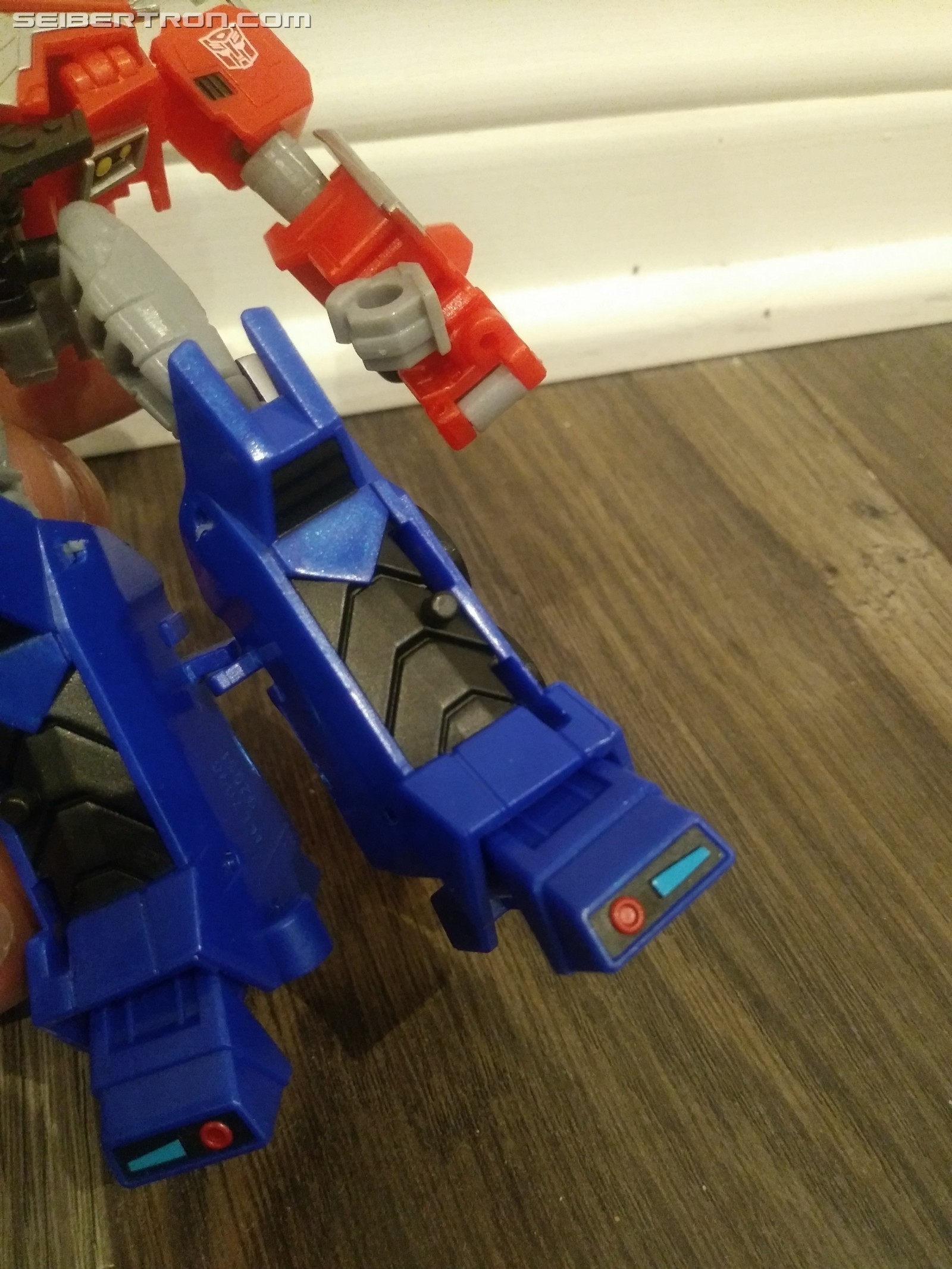 Transformers News: Pictorial Review for Deluxe Optimus from Transformers Cyberverse Transformers News: Pictorial Review for Deluxe Optimus from Transformers Cyberverse