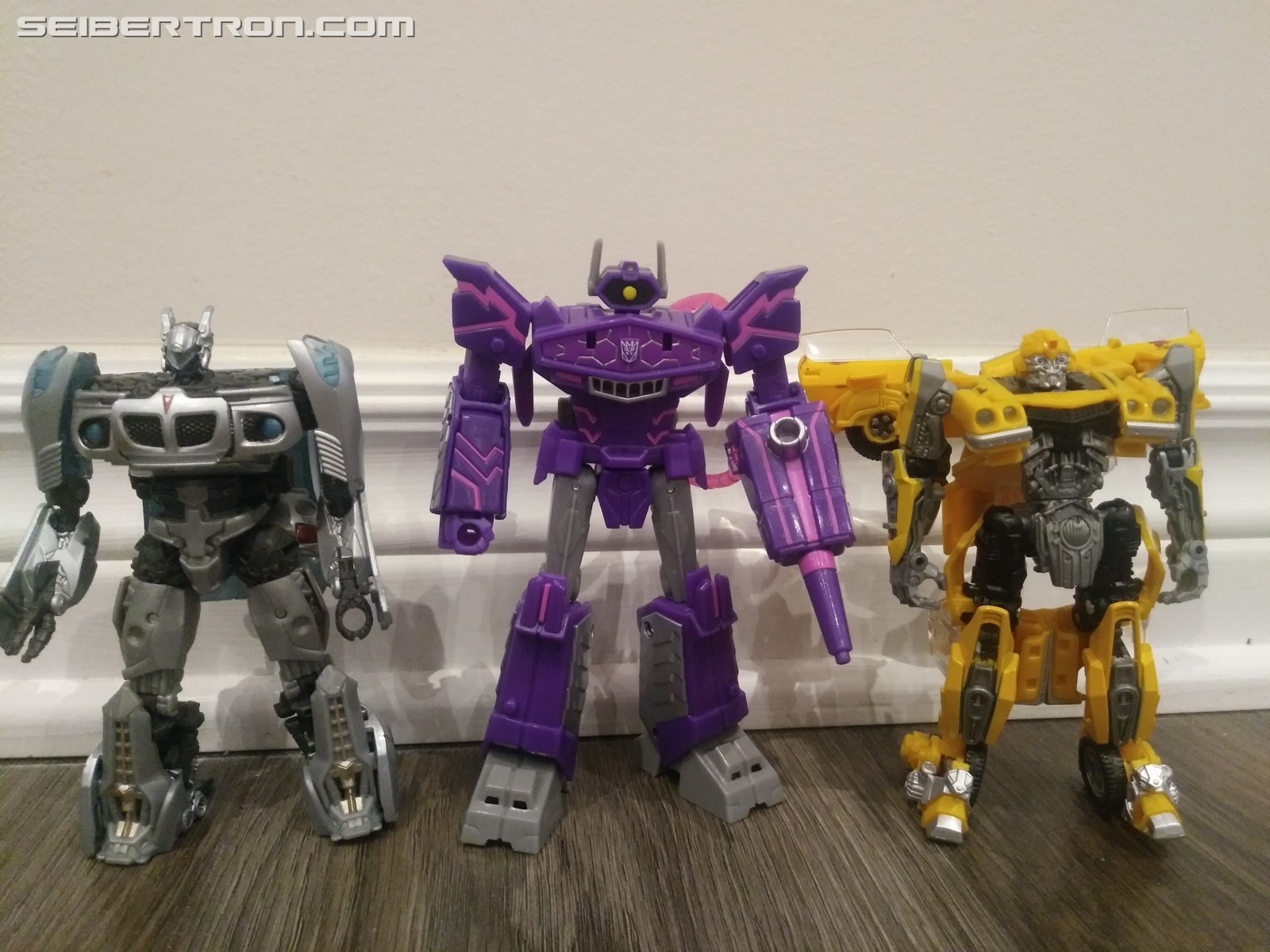 Transformers News: Pictorial Review for Deluxe Shockwave from Transformers Cyberverse Transformers News: Pictorial Review for Deluxe Shockwave from Transformers Cyberverse