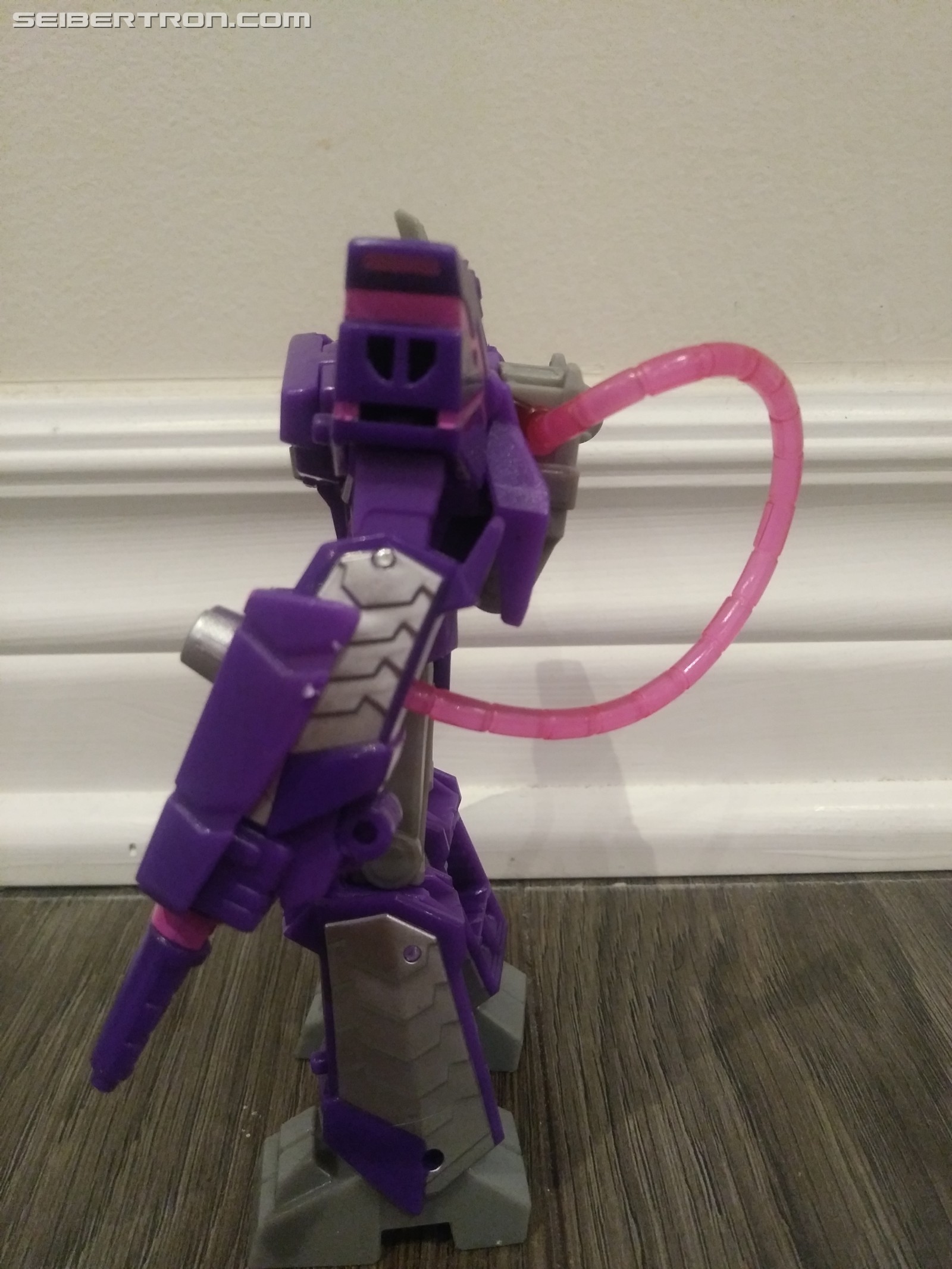 Transformers News: Pictorial Review for Deluxe Shockwave from Transformers Cyberverse Transformers News: Pictorial Review for Deluxe Shockwave from Transformers Cyberverse