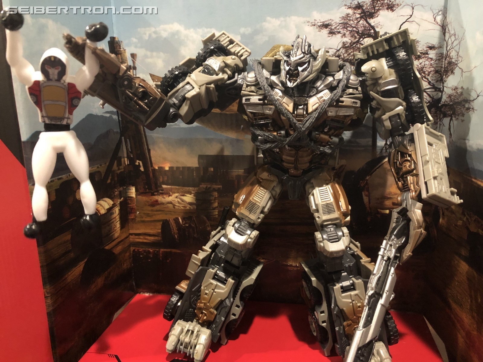Transformers News: More Transformers Knick Knacks to get at Dollar Tree