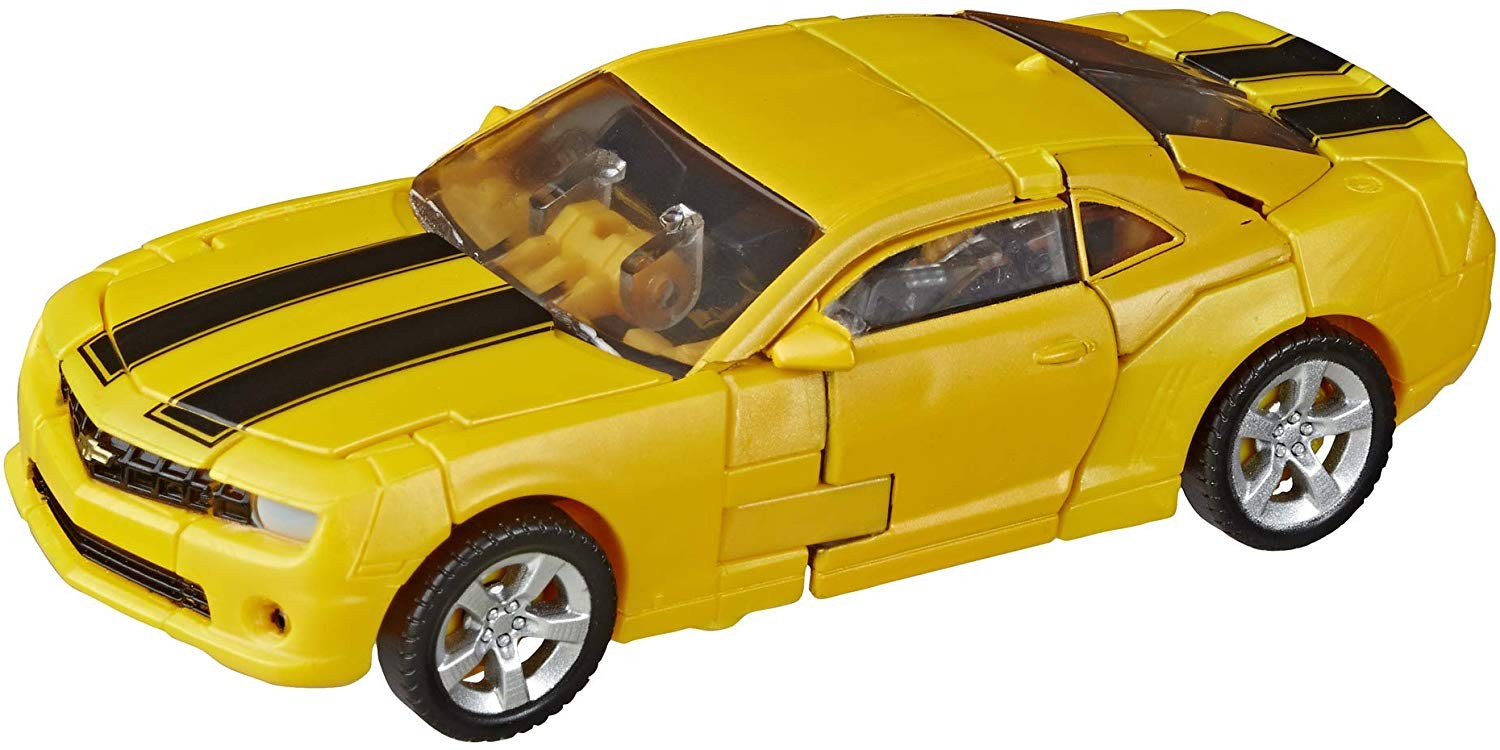 Transformers News: Just-released Studio Series and SIEGE figures available on Amazon.com
