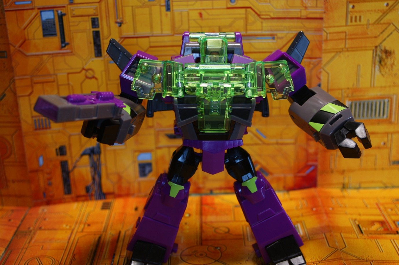 Transformers News: In Hand Images and Sightng of Cyberverse Ultra Class Clobber Transformers News: In Hand Images and Sightng of Cyberverse Ultra Class Clobber