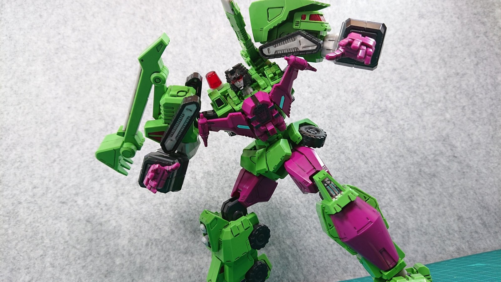 Transformers News: In Hand Images - Flame Toys Devastator Transformers News: In Hand Images - Flame Toys Devastator