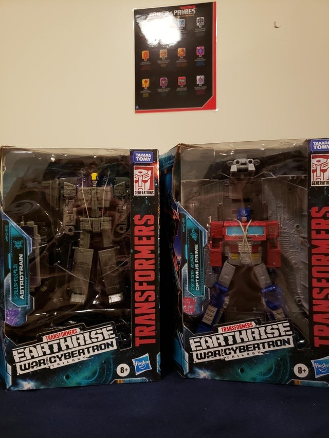 Transformers News: Transformers War for Cybertron: Earthrise Wave 1 Deluxe and Leader Figures Found at U.S. Retail Transformers News: Transformers War for Cybertron: Earthrise Wave 1 Deluxe and Leader Figures Found at U.S. Retail
