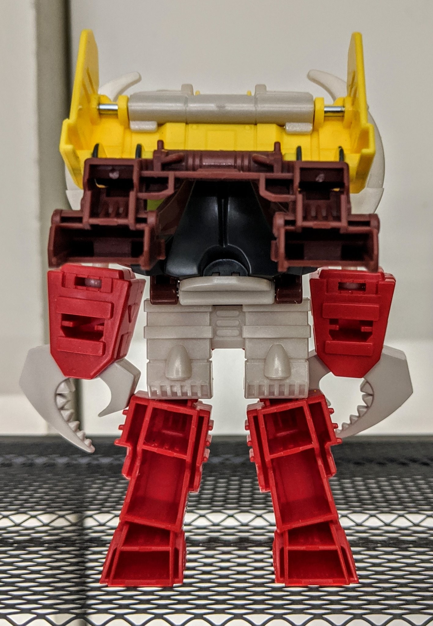 Transformers News: ]Transformers Cyberverse One Step Repugnus Spotted with In Hand Images