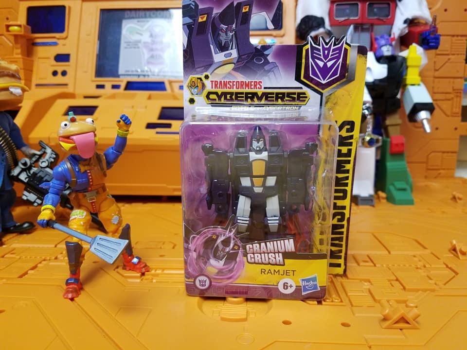 Transformers News: I Hand Images of Transformers Cyberverse Ramjet Transformers News: I Hand Images of Transformers Cyberverse Ramjet