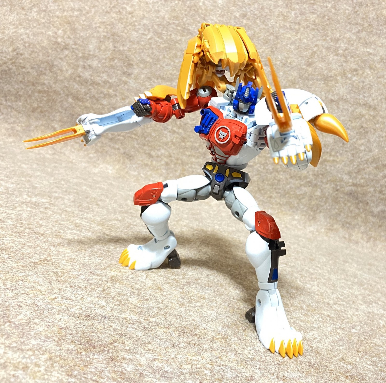 Transformers News: More In-Hand Images of MP 48 Lio Convoy