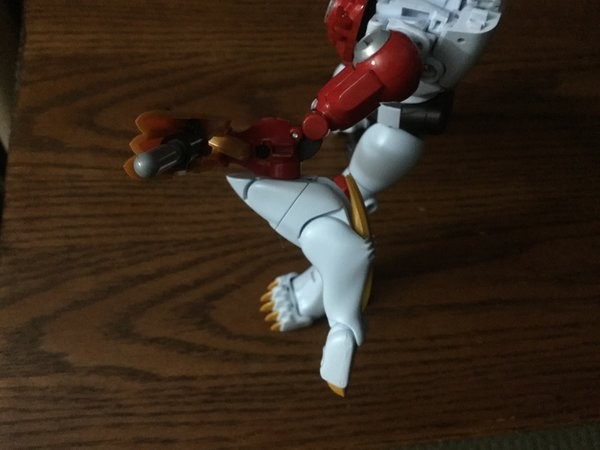 Transformers News: Written Review and Tips for Handling Transformers MP 48 Lio Convoy