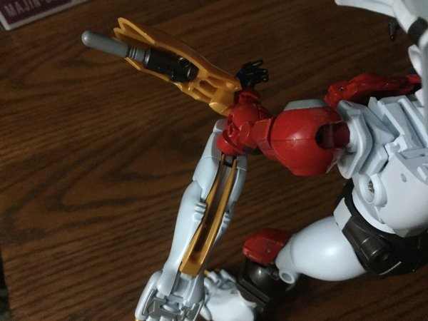 Transformers News: Written Review and Tips for Handling Transformers MP 48 Lio Convoy