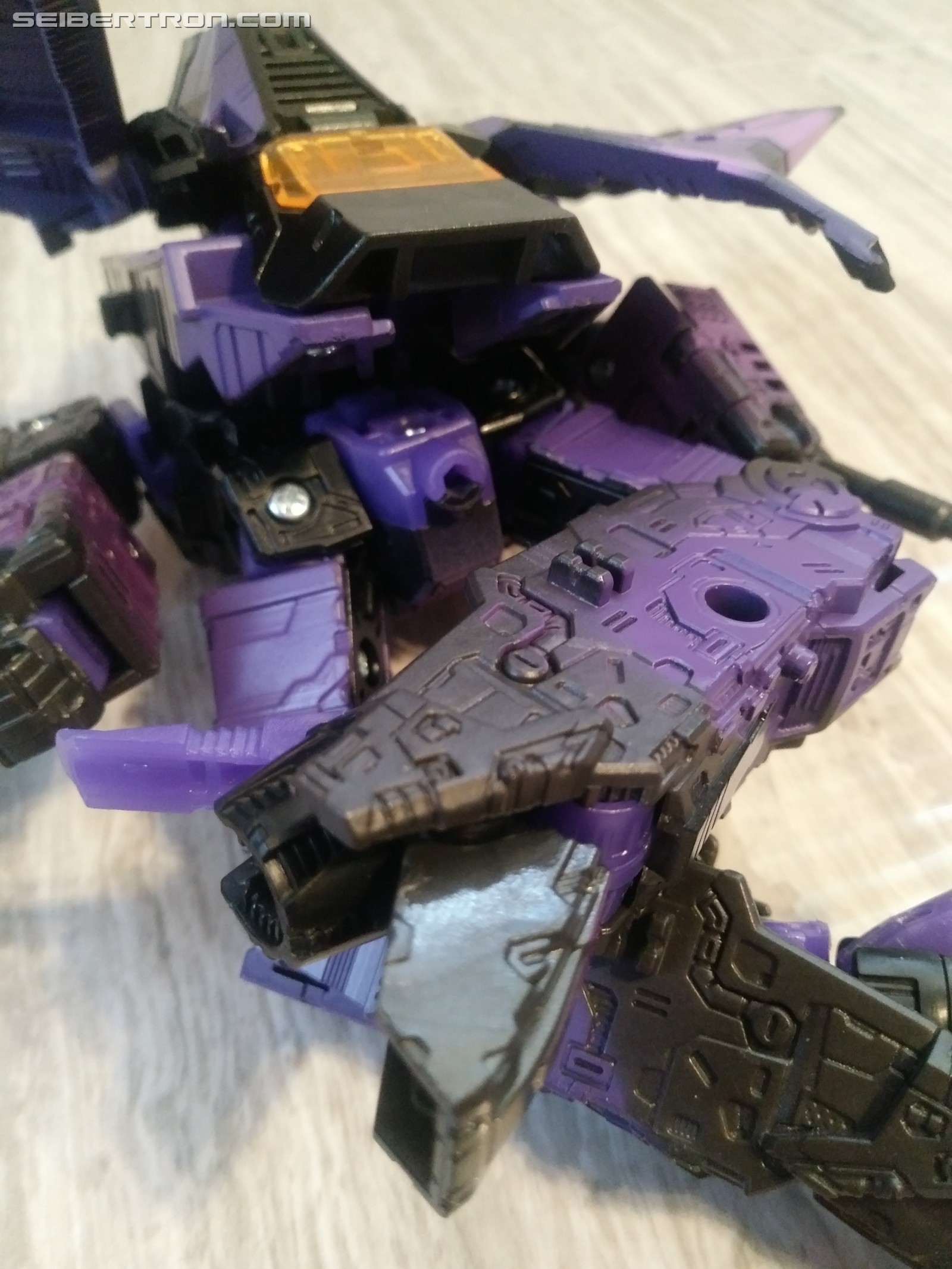 Transformers News: Pictorial Review for Hotlink with Battlemasters Heatstroke & Heartburn Transformers News: Pictorial Review for Hotlink with Battlemasters Heatstroke & Heartburn
