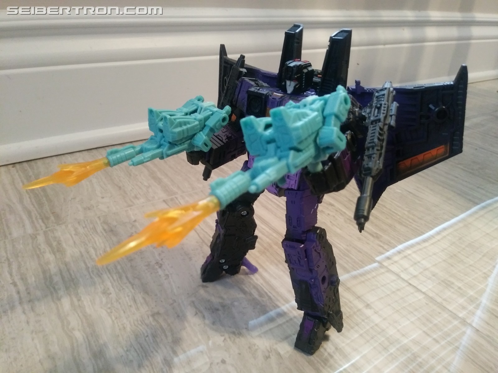 Transformers News: Pictorial Review for Hotlink with Battlemasters Heatstroke & Heartburn Transformers News: Pictorial Review for Hotlink with Battlemasters Heatstroke & Heartburn