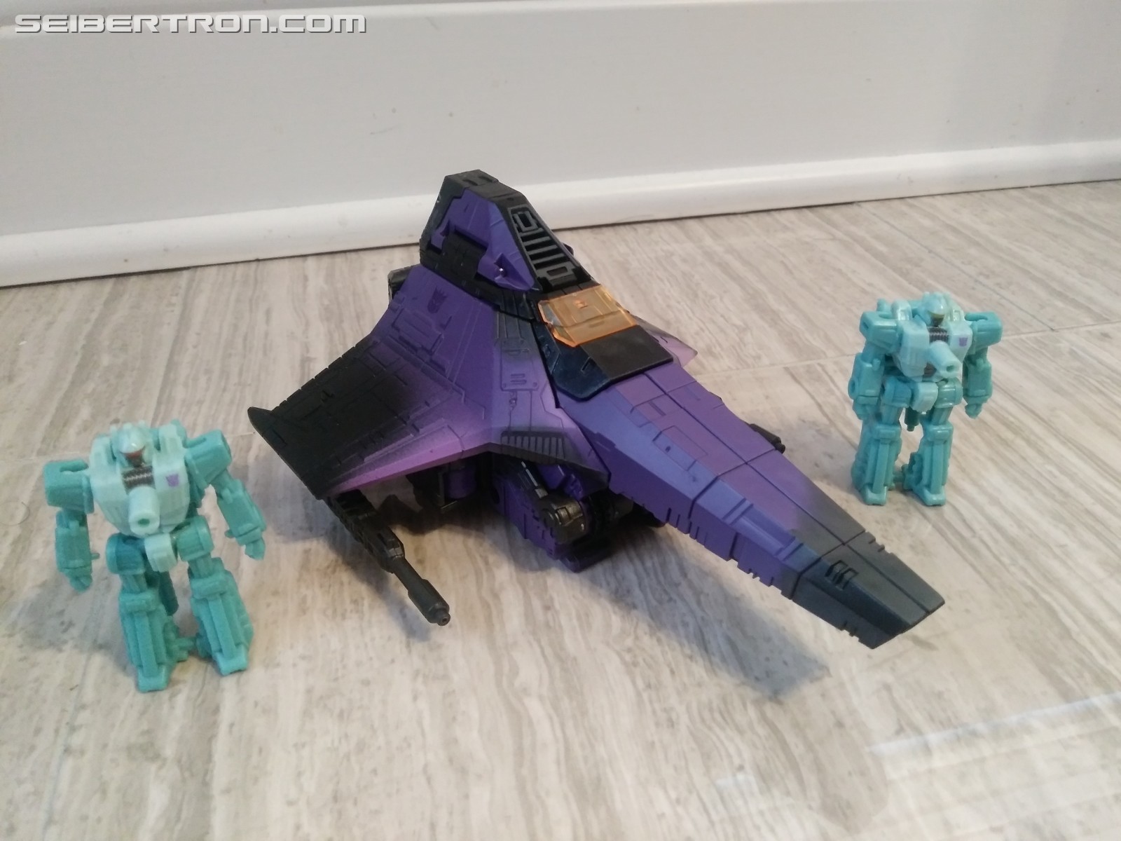 Transformers News: Pictorial Review for Hotlink with Battlemasters Heatstroke & Heartburn Transformers News: Pictorial Review for Hotlink with Battlemasters Heatstroke & Heartburn