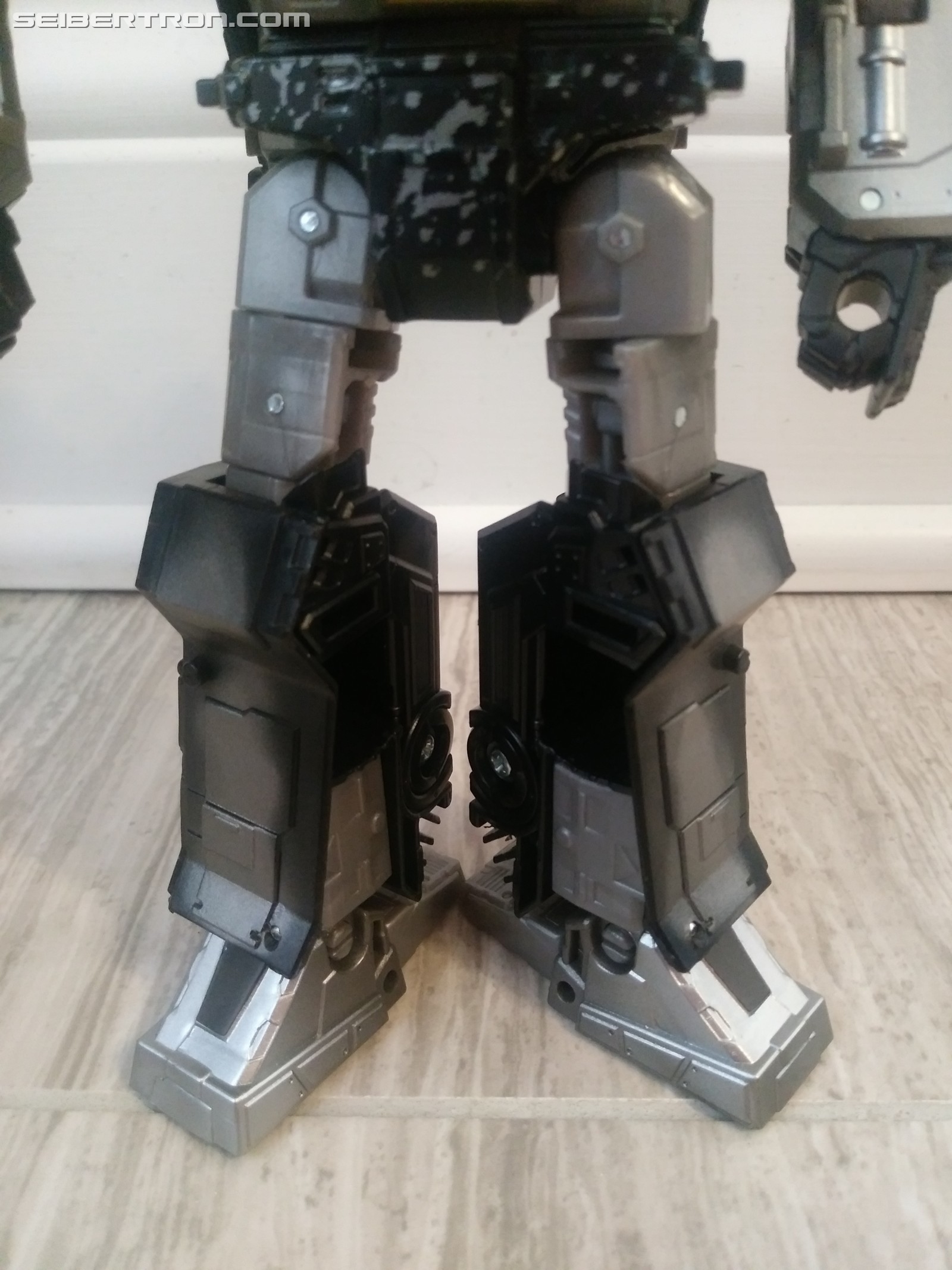 Transformers News: Pictorial Review for Exclusive Transformers Netflix Series Toys Megatron with Lionizer & Pinpointer Transformers News: Pictorial Review for Exclusive Transformers Netflix Series Toys Megatron with Lionizer & Pinpointer