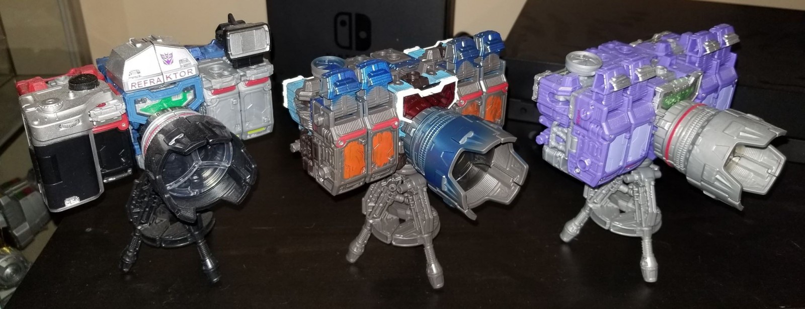 Transformers News: In hand Images of Netflix Deluxe Figures Shows Scrapface in Camera Mode