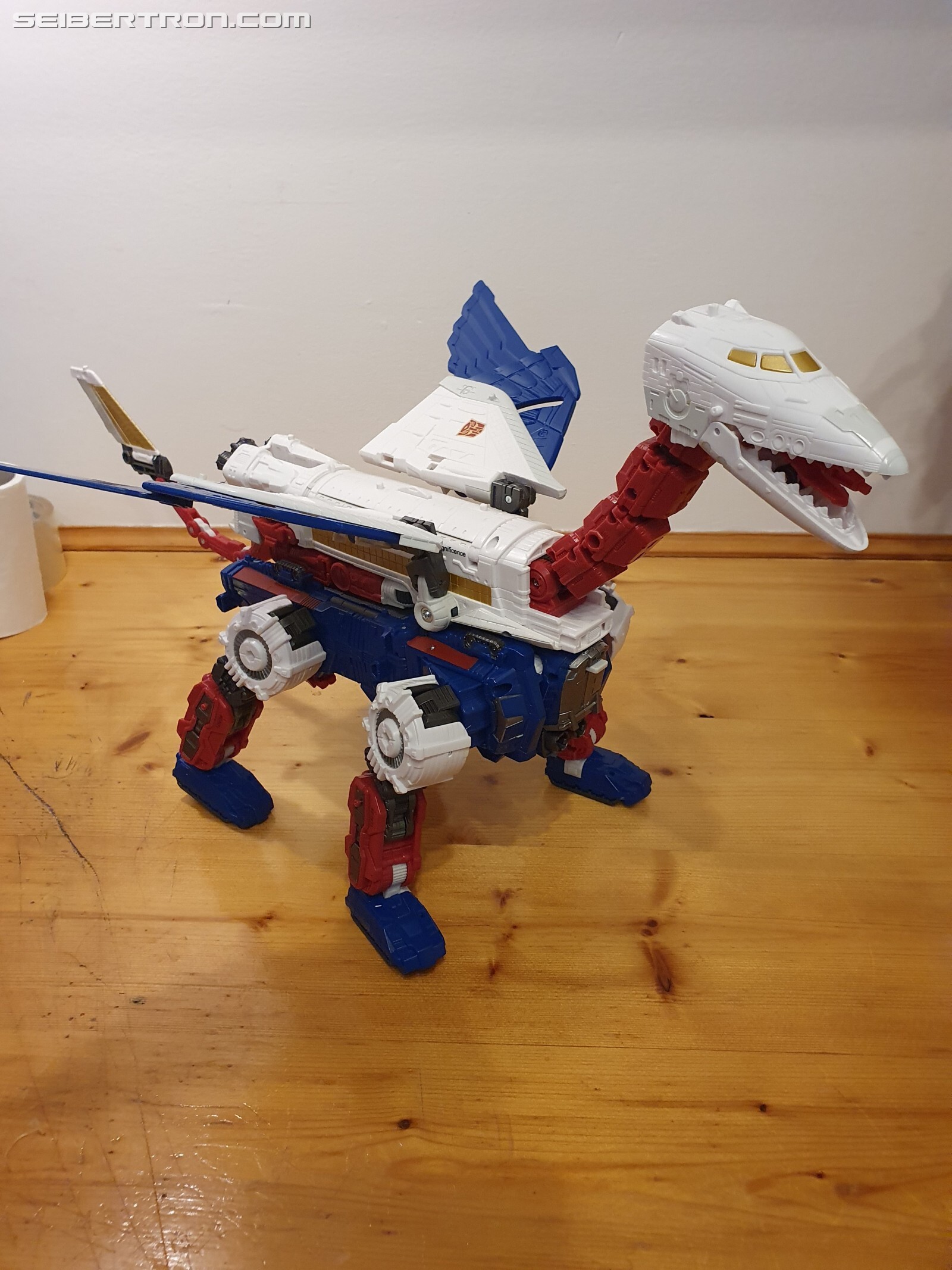 Transformers News: New In-Hand Photos Of Earthrise Commander Class Sky Lynx Transformers News: New In-Hand Photos Of Earthrise Commander Class Sky Lynx