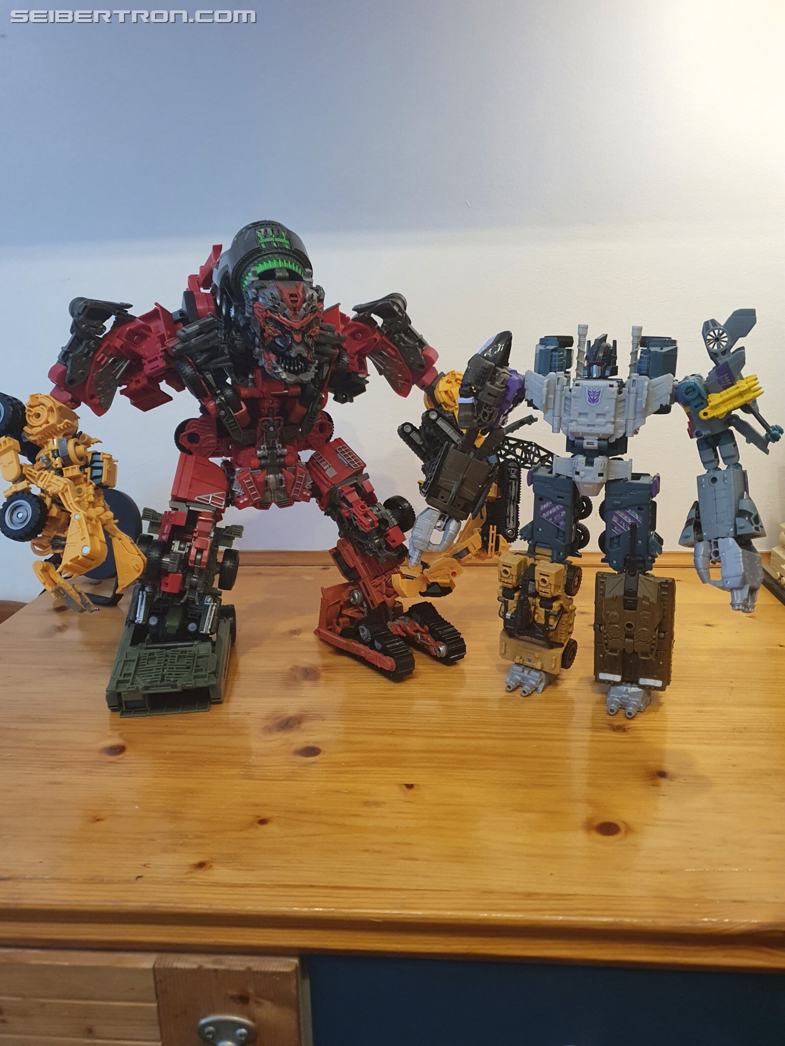 Transformers News: More Comparisons Of Studio Series Devastator Transformers News: More Comparisons Of Studio Series Devastator