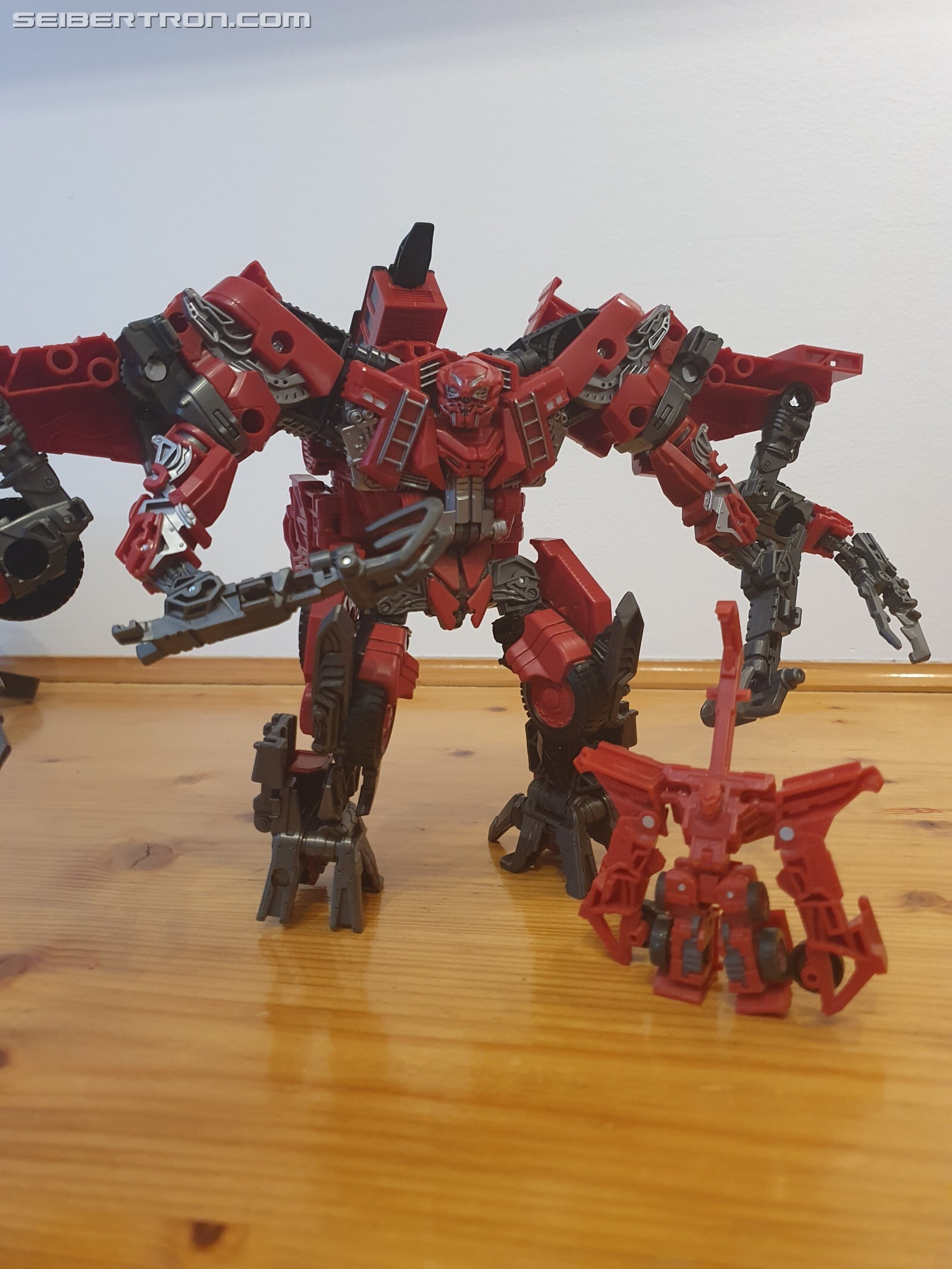 Transformers News: More Comparisons Of Studio Series Devastator Transformers News: More Comparisons Of Studio Series Devastator