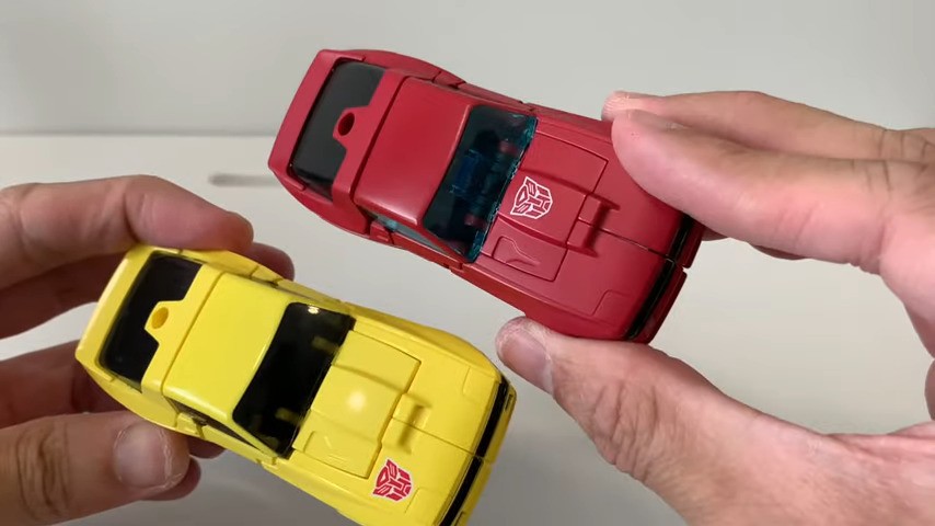 Transformers News: New Images and Video Review of Generations Selects Hubcap Transformers News: New Images and Video Review of Generations Selects Hubcap