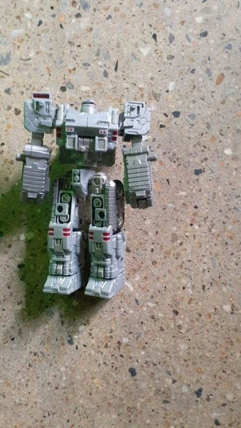 Transformers News: First Look at Possible Generations Selects IDW Centurion (Brunt Redeco) Transformers News: First Look at Possible Generations Selects IDW Centurion (Brunt Redeco)