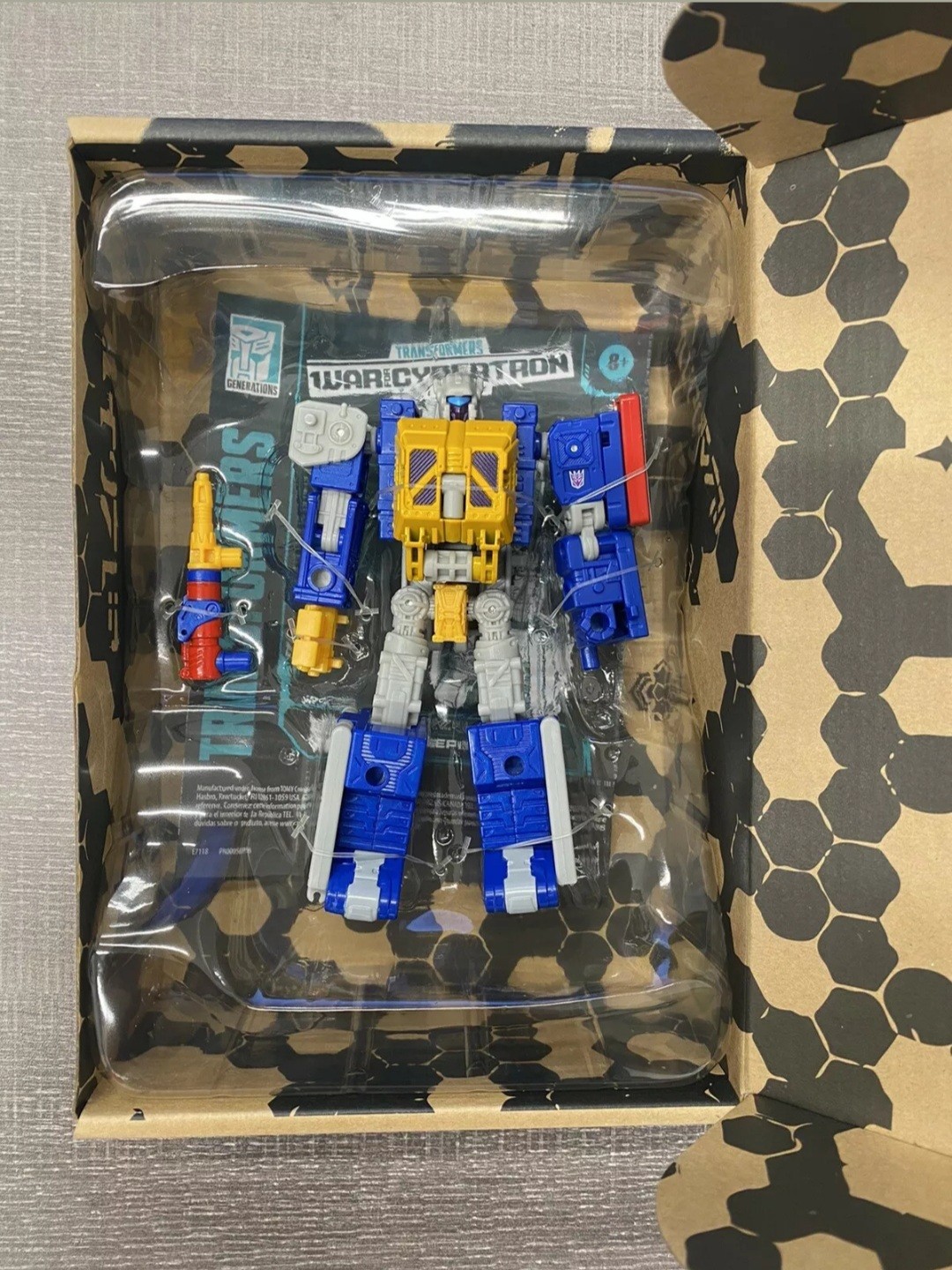 Transformers News: Transformers Generations Selects Greasepit Revealed Transformers News: Transformers Generations Selects Greasepit Revealed