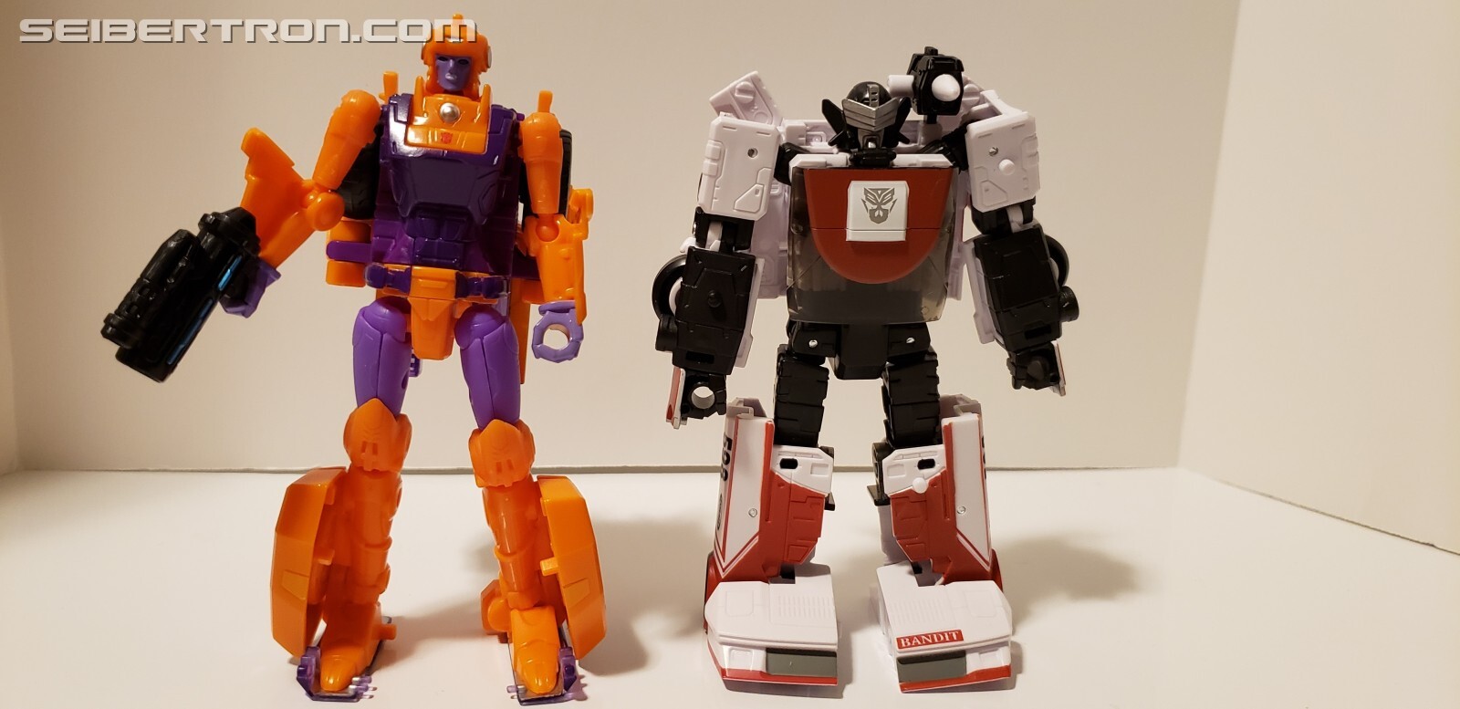Transformers News: Transformers Generations Selects Exhaust Video Review and In-Hand Pictures Transformers News: Transformers Generations Selects Exhaust Video Review and In-Hand Pictures