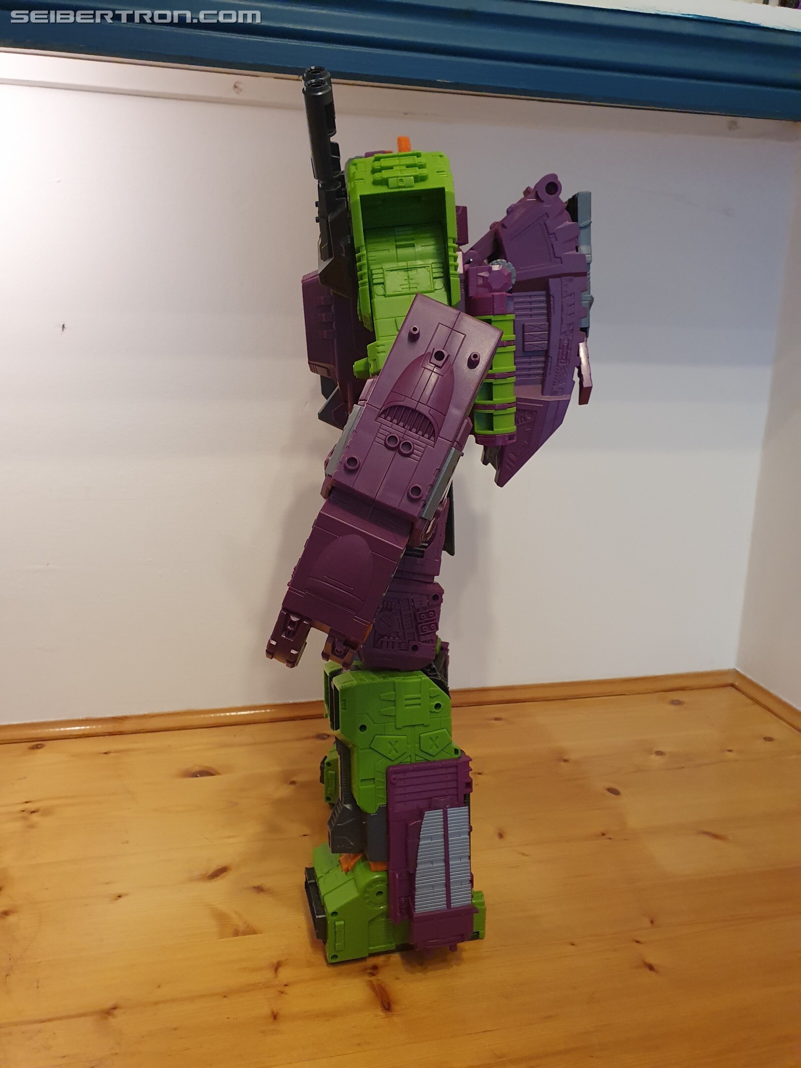 Transformers News: In-hand Gallery and Thoughts Of Transformers Earthrise Titan Class Scorponok Transformers News: In-hand Gallery and Thoughts Of Transformers Earthrise Titan Class Scorponok