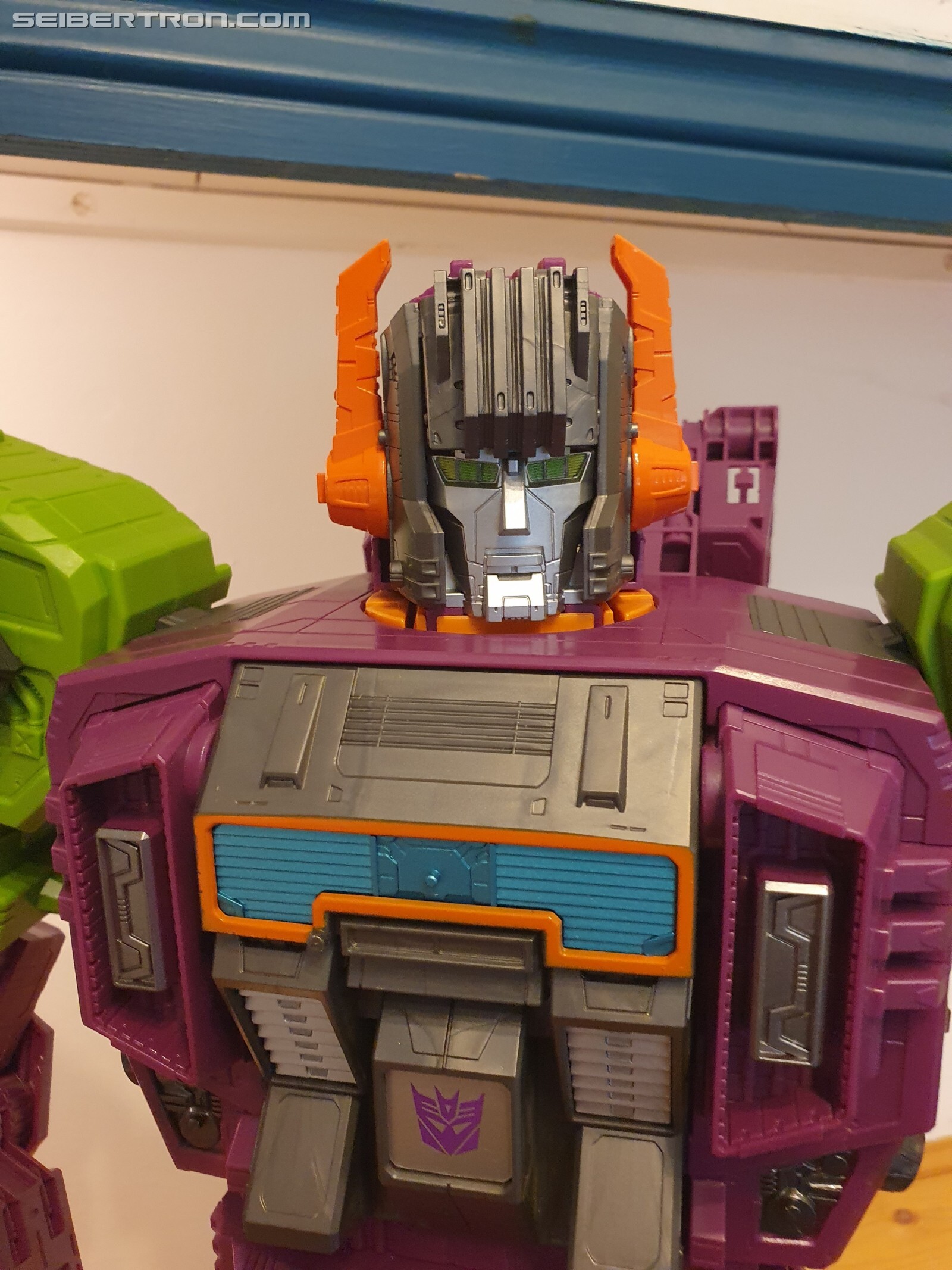 Transformers News: In-hand Gallery and Thoughts Of Transformers Earthrise Titan Class Scorponok Transformers News: In-hand Gallery and Thoughts Of Transformers Earthrise Titan Class Scorponok