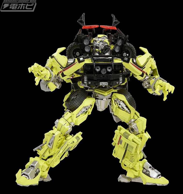 Transformers News: New Photos Of MPM-11 Ratchet From Dengeki Hobby Web