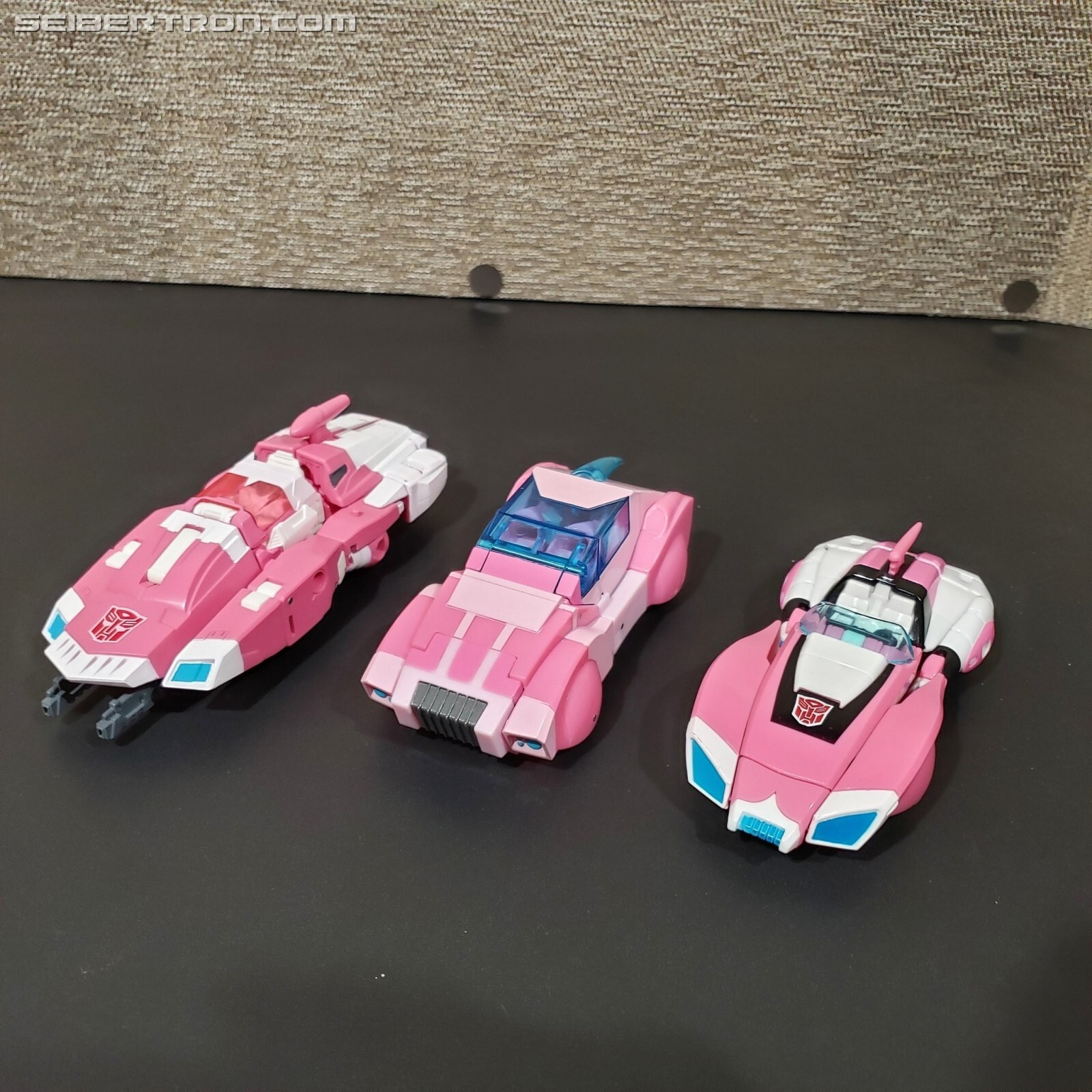Transformers News: Transformers Cyberverse Deluxe Class Arcee Found At US Retail and Mini Review