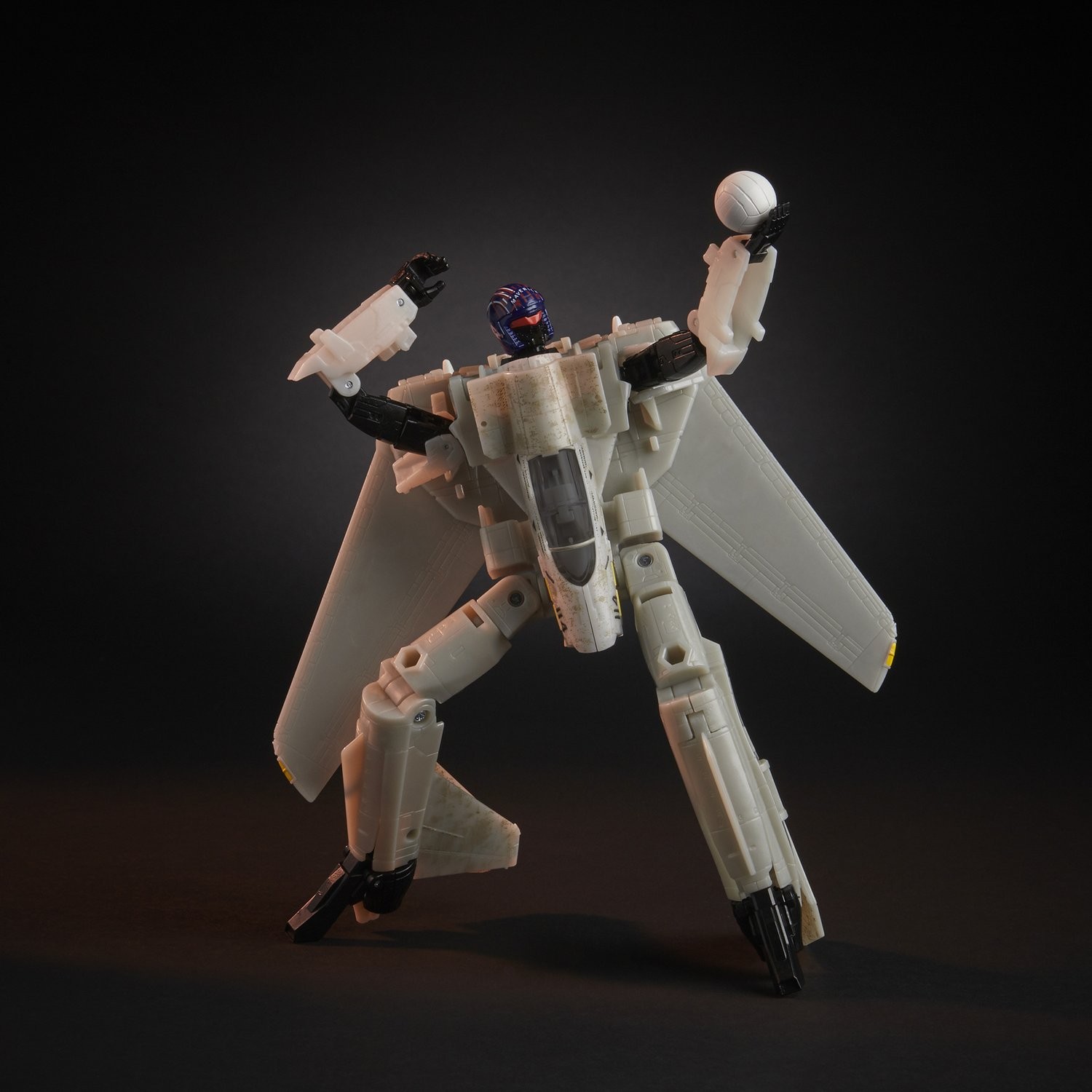 Transformers News: Top Gun x Transformers Crossover Maverick Revealed