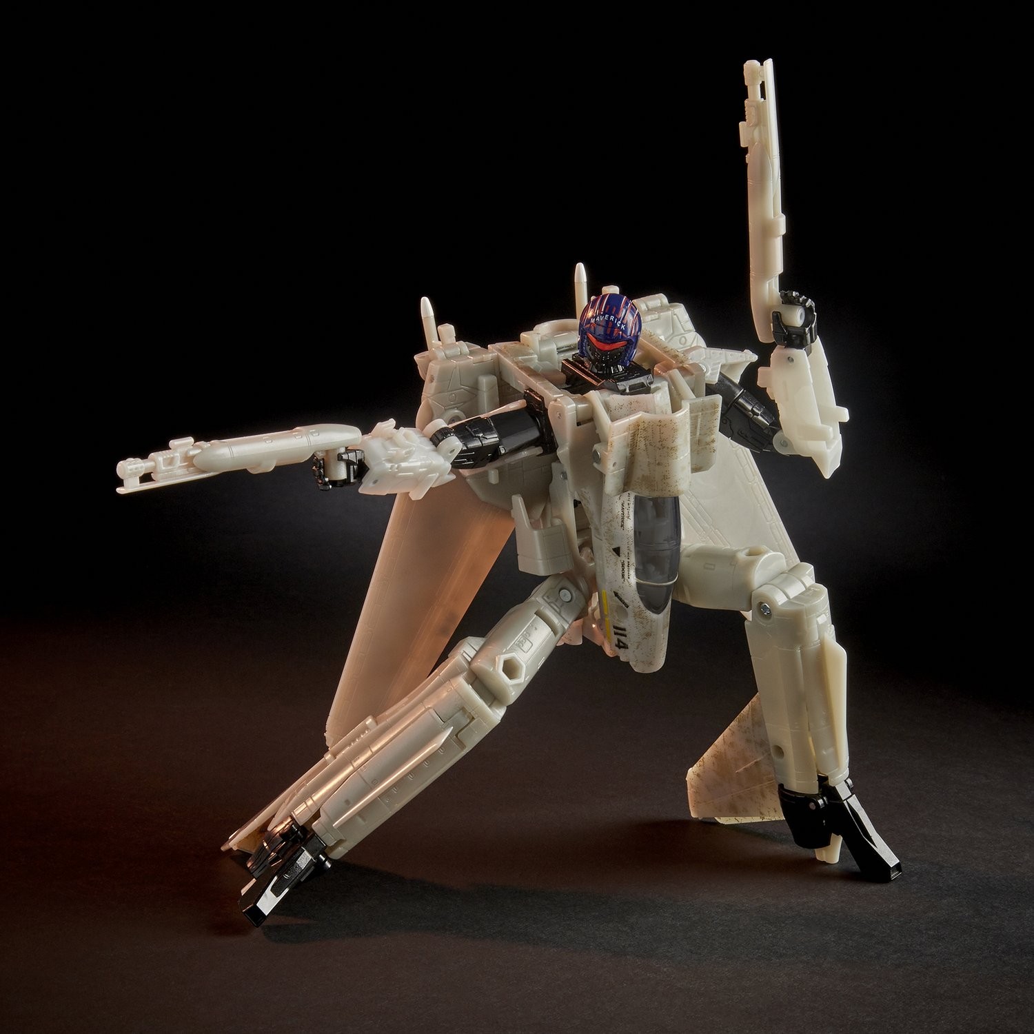 Transformers News: Top Gun x Transformers Crossover Maverick Revealed