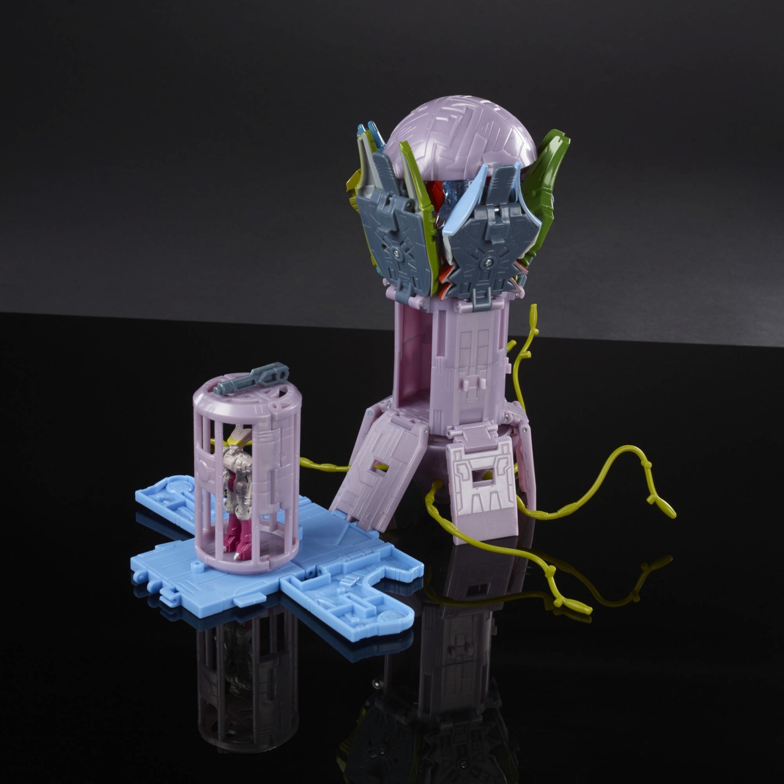 Transformers News: Official Images of Today's Reveals with Netflix Bumblebee, Amazon Ironhide and Prowl 2 pack an More Transformers News: Official Images of Today's Reveals with Netflix Bumblebee, Amazon Ironhide and Prowl 2 pack an More