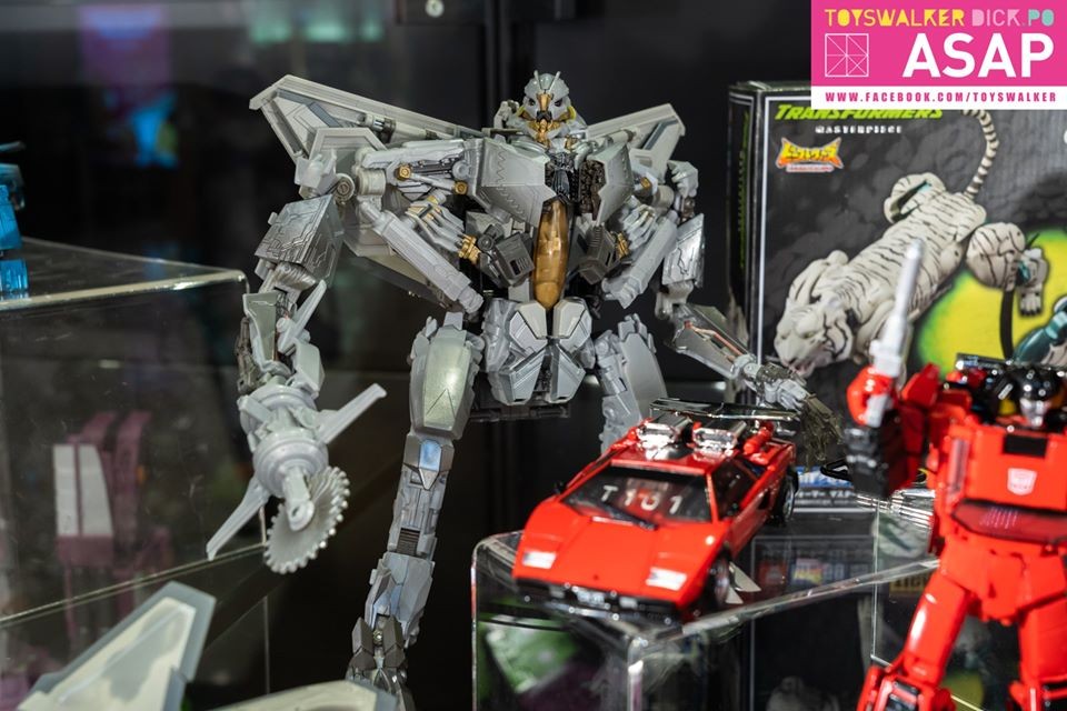 Transformers News: Images of MP 50 Togatron, God Neptune, MPM Starscream, Super Megatron and More at Hong Kong Fans Exp