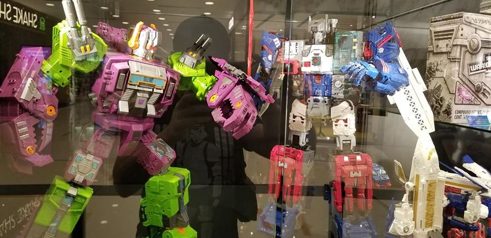 Transformers News: Images of MP 50 Togatron, God Neptune, MPM Starscream, Super Megatron and More at Hong Kong Fans Exp