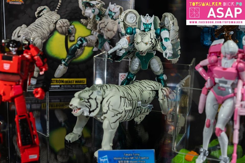 Transformers News: Images of MP 50 Togatron, God Neptune, MPM Starscream, Super Megatron and More at Hong Kong Fans Exp