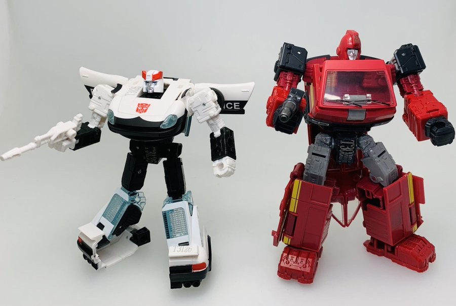 Transformers News: New Images of Earthrise Ironhide, Prowl, Ramjet and Dirge
