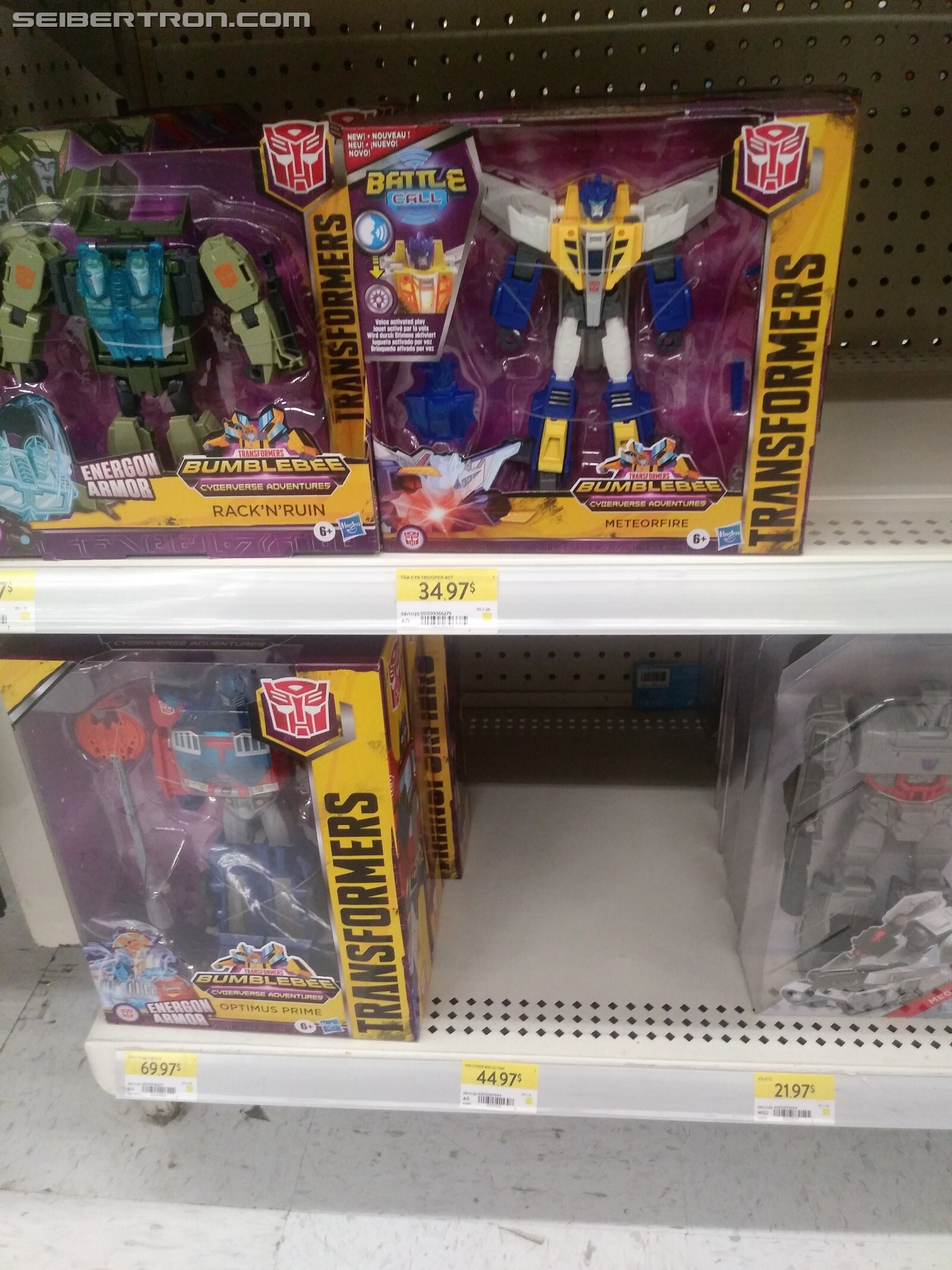 Transformers News: Earthrise Seeker 2 Pack, Scorponok and Skylynx found at Toysrus Canada
