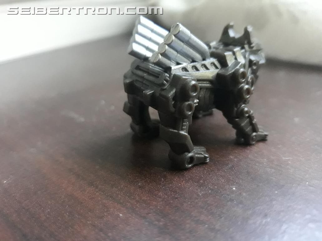 Transformers News: New Text Review of Transformers Studio Series Deluxe Class DotM Leadfoot