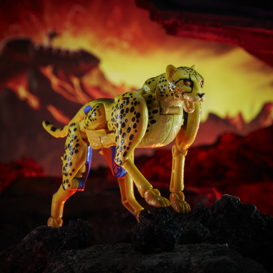 Transformers News: Hasbro Reveals Transformers Kingdom Cyclonus, Beast Wars Megatron and More Transformers News: Hasbro Reveals Transformers Kingdom Cyclonus, Beast Wars Megatron and More