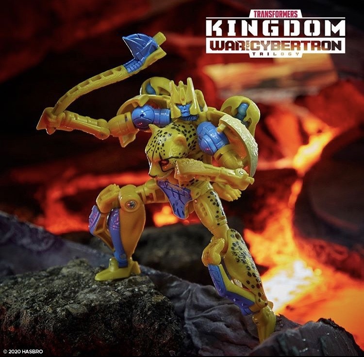 Transformers News: Hasbro Reveals Transformers Kingdom Cyclonus, Beast Wars Megatron and More Transformers News: Hasbro Reveals Transformers Kingdom Cyclonus, Beast Wars Megatron and More